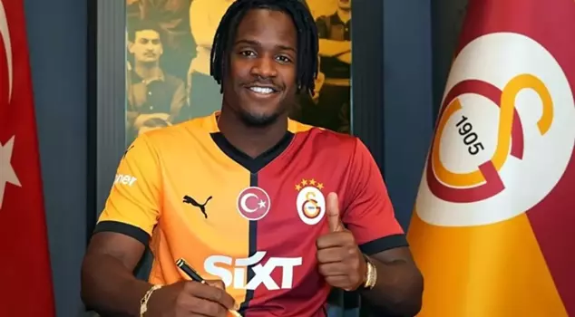 Galatasaray is sending Batshuayi.