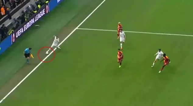 Everyone is discussing this position: Did the ball go out before Dynamo Kyiv's goal, or not?