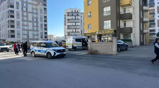 A special operations police officer was found dead at home in Kayseri.