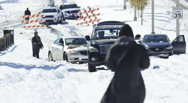 The death toll from the snowstorm in the U.S. has risen to 11.