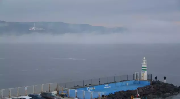 The Dardanelles Strait has been closed to transit traffic due to fog.