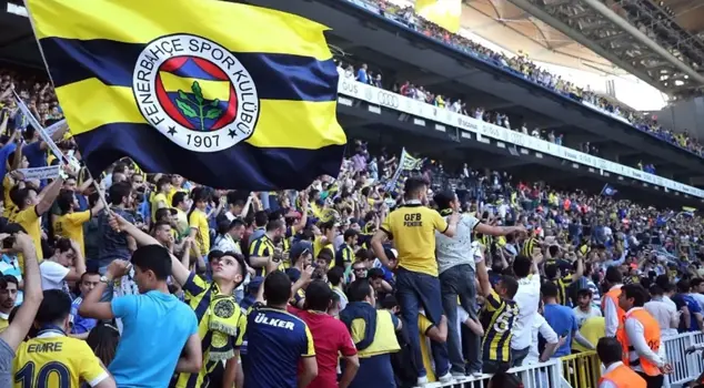 Fenerbahçe has suspended the contracts of two of its stars.