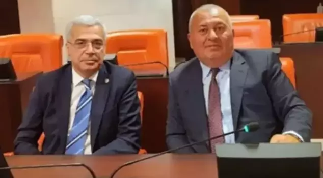 Cemal Enginyurt and Salih Uzun, who left the Democratic Party, are joining the CHP.