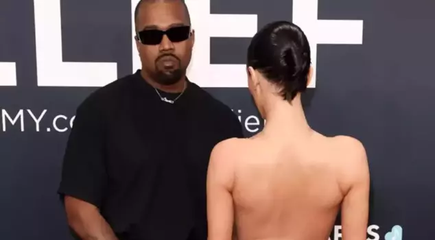 Kanye West's instructions to Bianca Censori have been revealed.