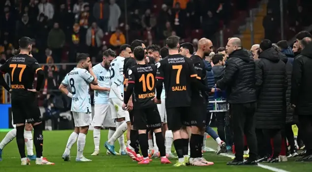 The VAR recordings of the interrupted Galatasaray-Adana Demirspor match have been released.