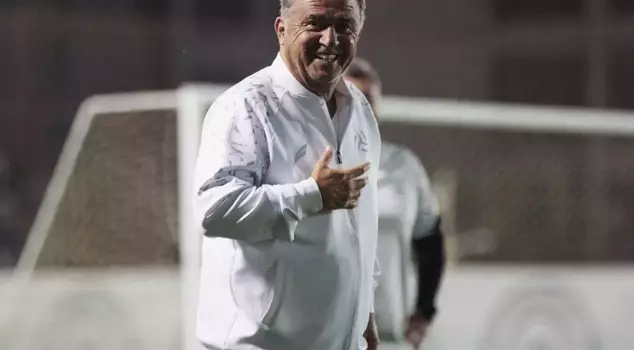 A striking post from Fatih Terim.