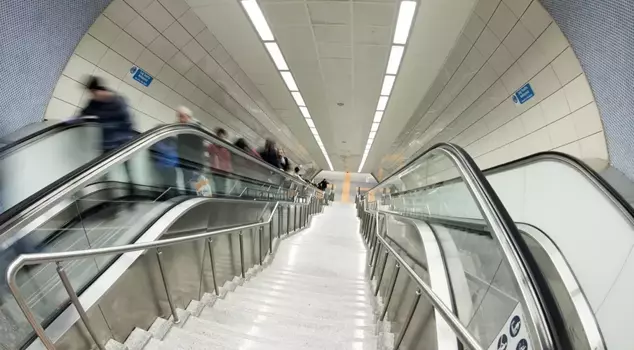 Dozens of escalators in the metro stations in Istanbul stopped at the same time.