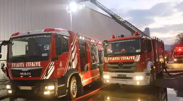 A firefighter who fell from a height during a fire intervention in Istanbul was martyred.