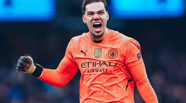 No other goalkeeper can do this: Ederson has made history in the Premier League.