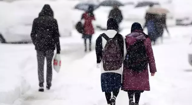 Due to the heavy snowfall in Sinop and Kastamonu, education has been suspended.