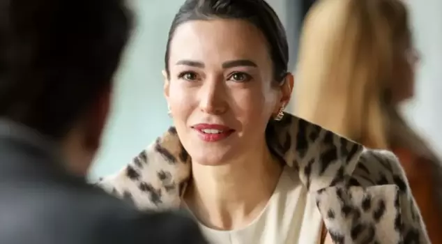 Bahar's Rengin shocked everyone with Ecem Özkaya's old appearance.