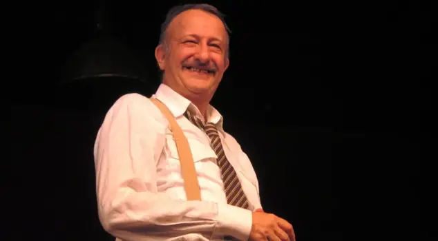 Master actor Naşit Özcan suffered a brain hemorrhage.