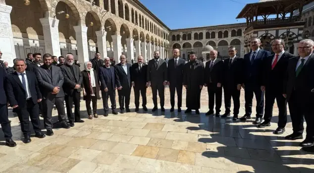 Bilal Erdoğan performed Friday prayers at the Umayyad Mosque with Ahmed Shara.