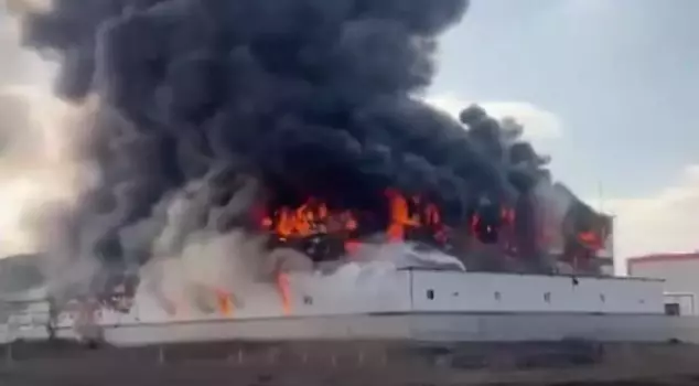 A fire broke out at a mattress factory in Ankara! A large number of teams were dispatched.