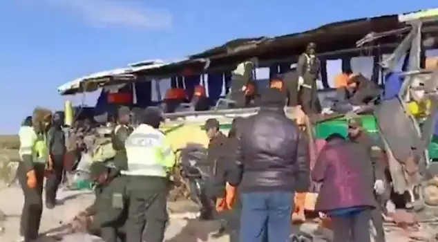 Bus accident in Bolivia: 37 dead, 39 injured.