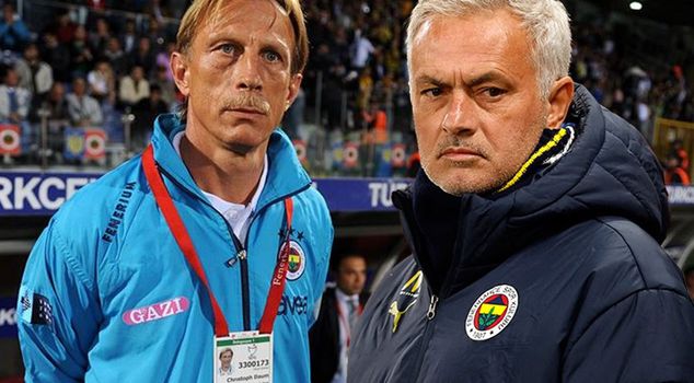Jose Mourinho achieved a first after Daum.