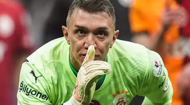 Big surprise in the transfer market: Galatasaray has found the goalkeeper to replace Muslera.