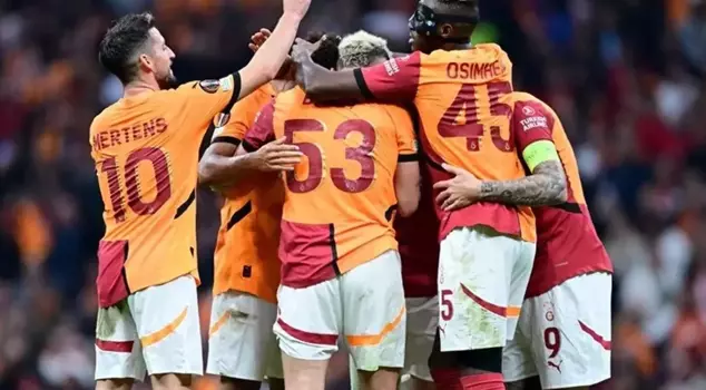 Two players' contracts were terminated at Galatasaray.