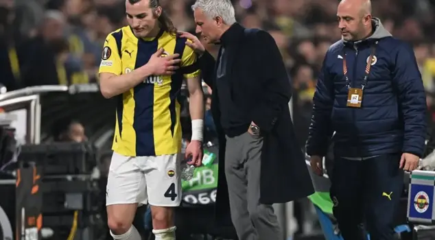 An earthquake at Fenerbahçe! Çağlar Söyüncü is out for weeks.