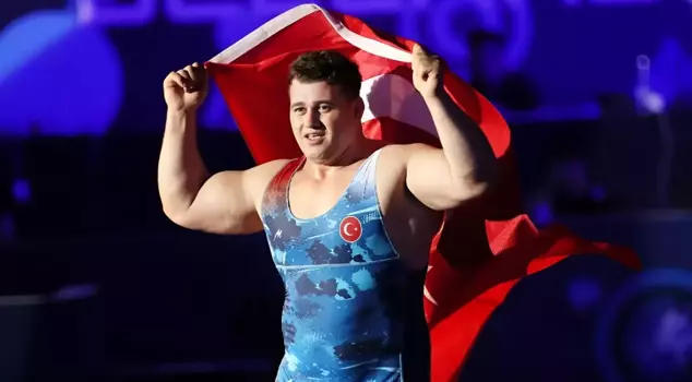 National wrestler Rıza Kayaalp faces a huge shock! He won't see the mat for 4 years.