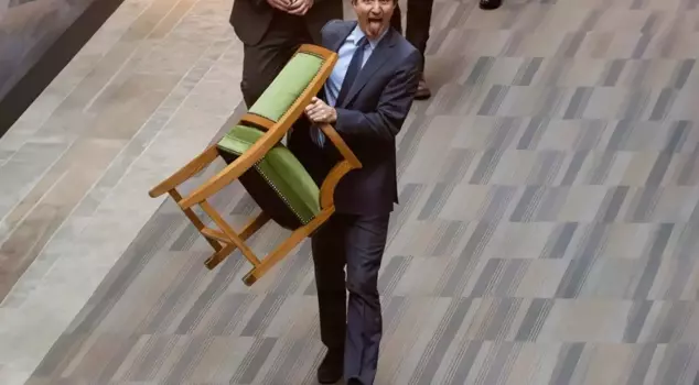 Justin Trudeau took his seat with him as he left the parliament.