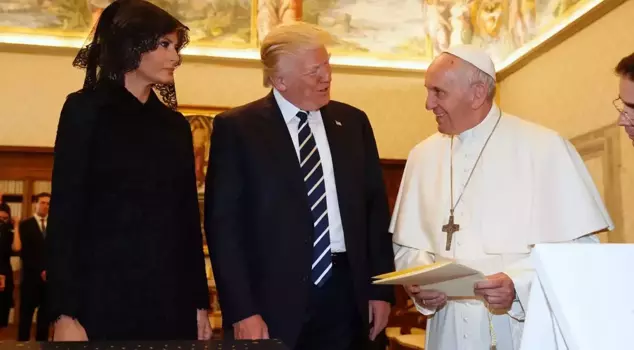 Donald Trump has set his sights on Pope Francis this time: I would like to be Pope.