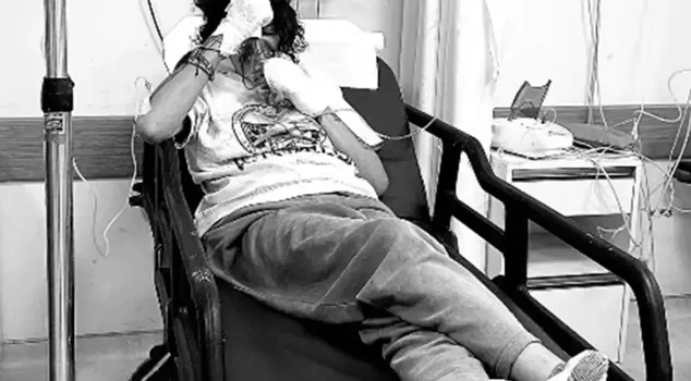 The former Miss Turkey has come back from the dead! Scary post from the hospital room.