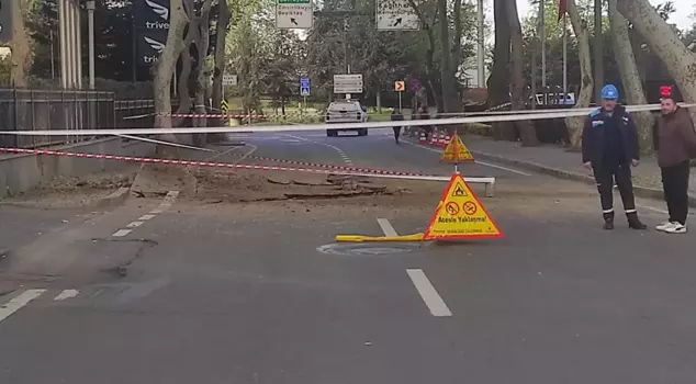 The road has collapsed in Sarıyer! The old Büyükdere Street has been closed to traffic.