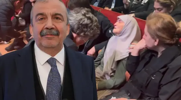 The cry of Sırrı Süreyya Önder's mother broke hearts.
