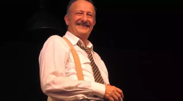 The famous actor Naşit Özcan has passed away.