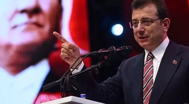 إمام أوغلو يعبّر عن مؤتمر حزب الشعب الجمهوري: أجاب على 9 أسئلة بإجابة واحدة فقط.