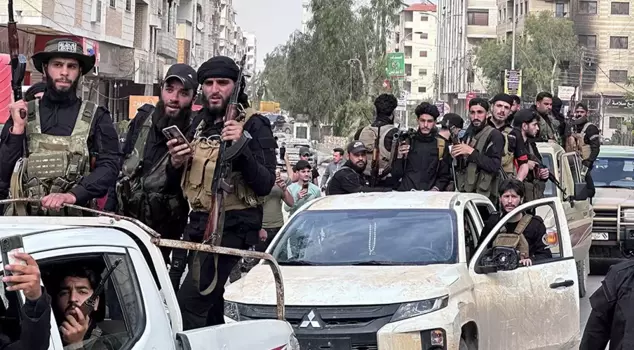 Şام في بدأت الجماعات المسلحة الدرزية بتسليم أسلحتها الثقيلة.