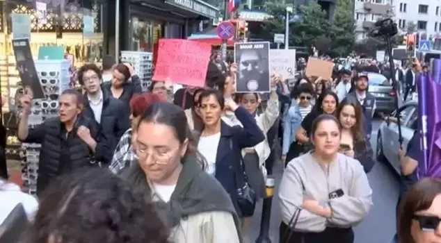 سلسلة من الاحتجاجات من أجل بهار أكسو التي قُتلت في وسط الشارع: كيف سنكون نحن النساء في أمان؟