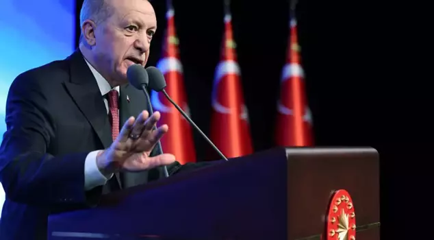 President Erdoğan met with Prime Minister Shahbaz Sharif of Pakistan.