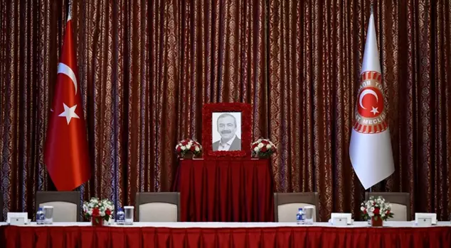 Dervişoğlu did not attend the condolence ceremony held in the Parliament for Sırrı Süreyya Önder.
