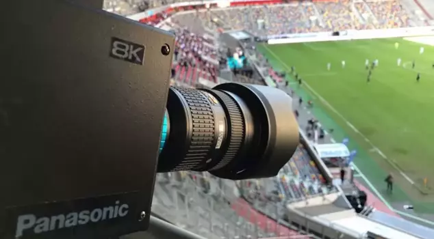Football fans, good news! The match that the whole world has been eagerly waiting for will be broadcast on an unencrypted channel.