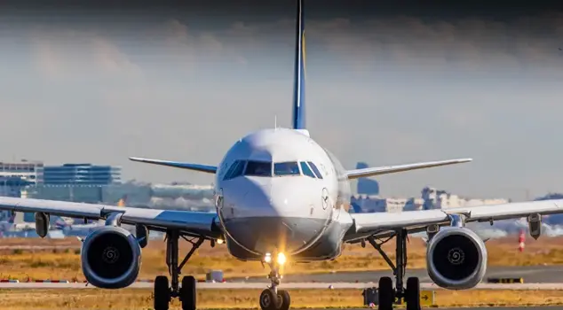 An ambulance plane crashed in Chile: 6 dead.