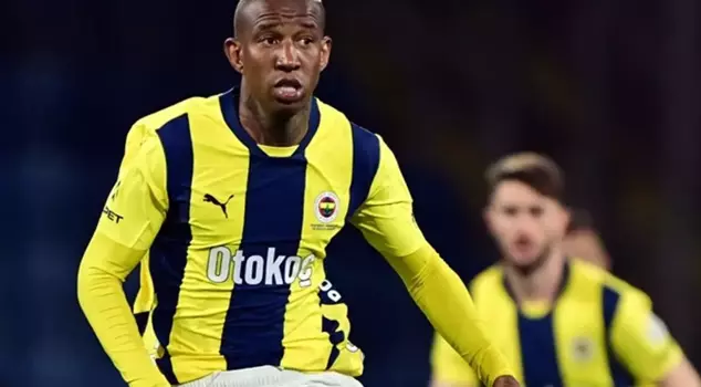 Talisca clarified his argument with Tadic.