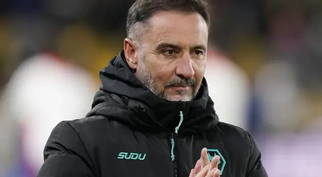 Vitor Pereira is making history! He was named the best of the month in the Premier League.