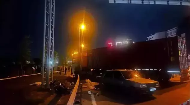 Truck accident in Beylikdüzü! 1 person has lost their life.