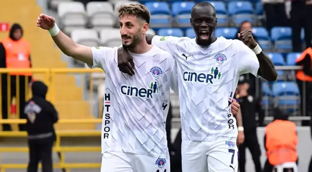Kasımpaşa, led by Burak Yılmaz, did not give a chance to Eyüpspor, featuring Arda Turan.
