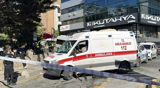 A minibus crashed into pedestrians in Kağıthane: 1 dead, 3 seriously injured.