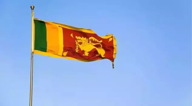 A passenger bus in Sri Lanka plunged into a ravine: 21 dead, 14 injured.