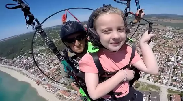 7-year-old Zeynep recited the National Anthem from memory at a height of 200 meters.