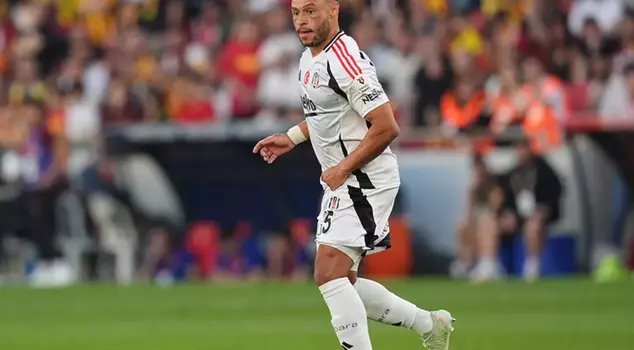 Bad news for Beşiktaş! Chamberlain got injured.