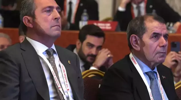فريقا فنربخشة وغالاتاسراي يتنافسان على حارس المرمى النجم.