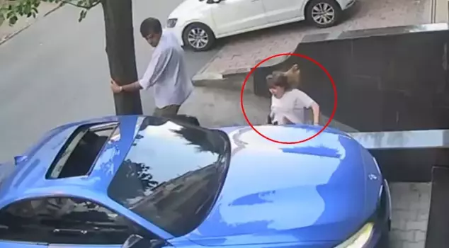 The cameras were recording! He made his ex-wife experience terror in the middle of the street.