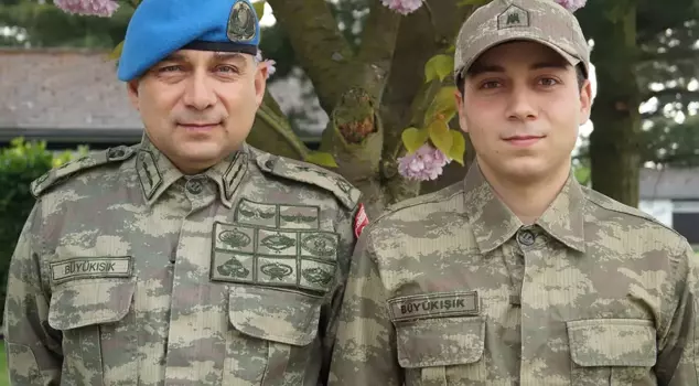 Emekli paşanın oğlunun şüpheli ölümüne 7 yıl sonra dava cümlesinin Arapça tercümesi:

