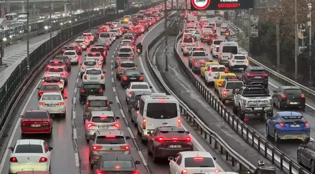 New traffic fines are in the Parliament; those who talk on the phone while driving will pay a fortune.