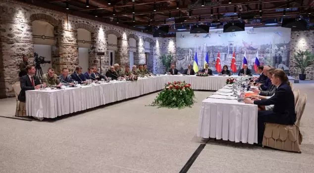 What happened during the Russia-Ukraine peace negotiations in Istanbul? Here are all the developments hour by hour.